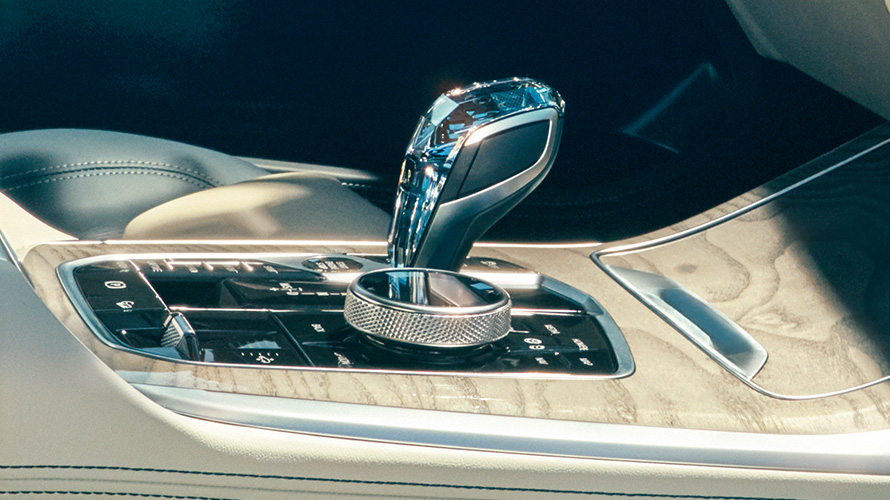 Aplique de cristal CraftedClarity X7 G07 2019