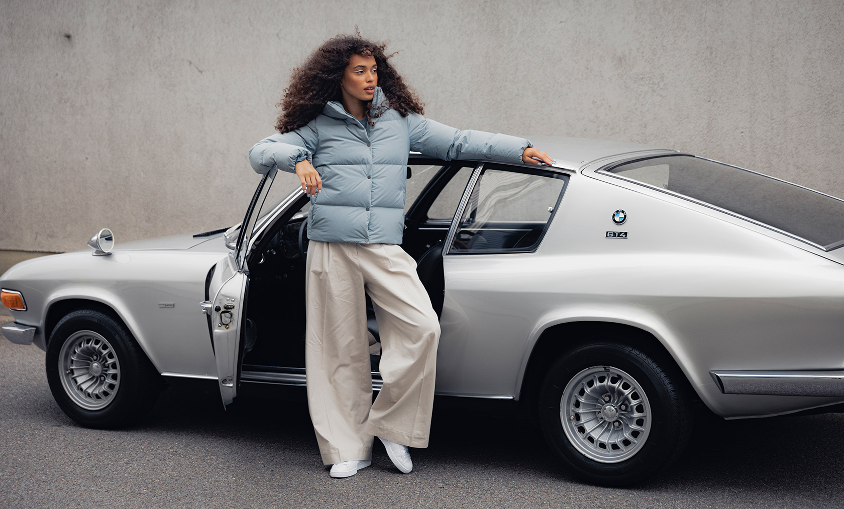 Lookbook BMW Lifestyle 2023 Artículos para Freude Chaqueta puffer Lookbook BMW Lifestyle Artículos con Chaqueta puffer