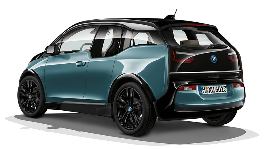 BMW i3 Imagen de estudio BMW i3 Imagen de estudio Vista de tres cuartos de la zaga