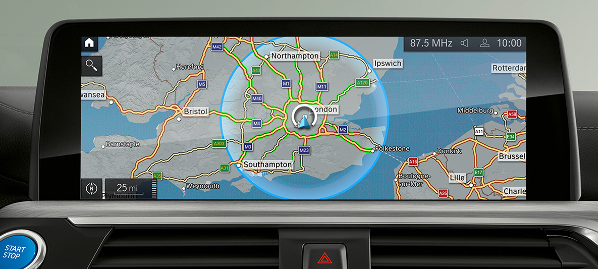 BMW Maps Connected Charging BMW Maps Connected Charging Visualización de la autonomía eléctrica en el display de control