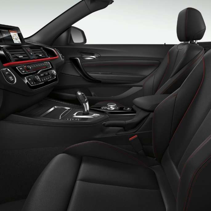 BMW Serie 2 Convertible, interior del Modelo Sport Line