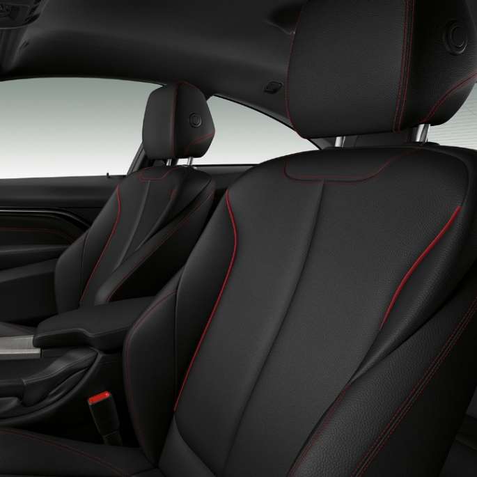 BMW 4 Series Coupé, Model Sport Line interior